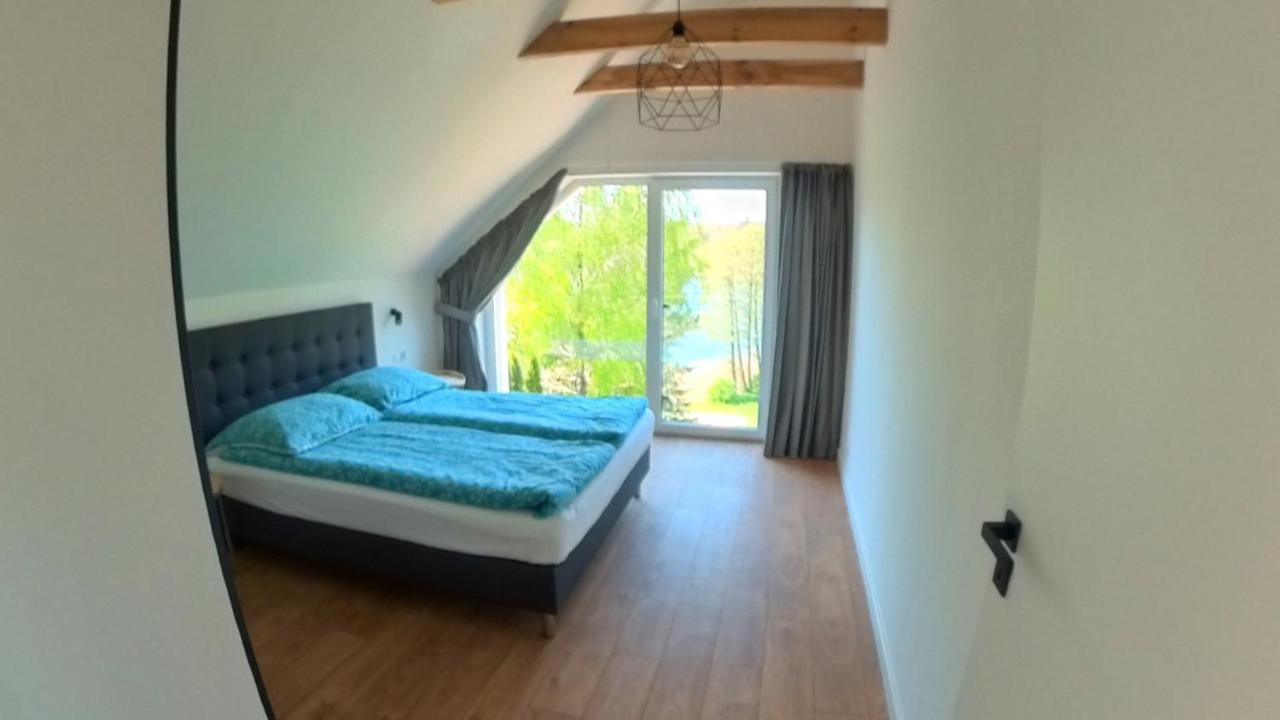 Dom Nad Jeziorem Gaja House Jadamowo Esterno foto