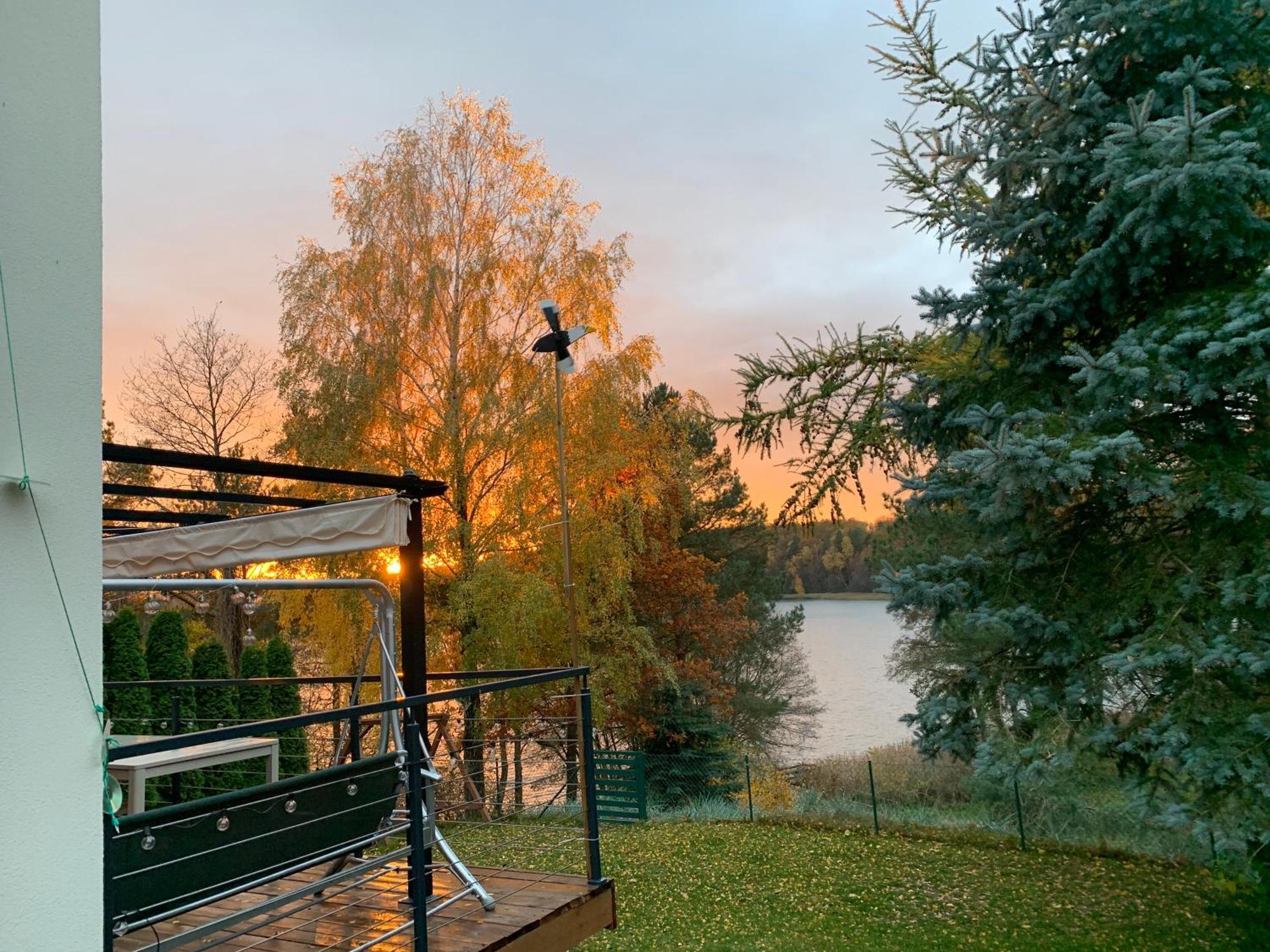 Dom Nad Jeziorem Gaja House Jadamowo Esterno foto